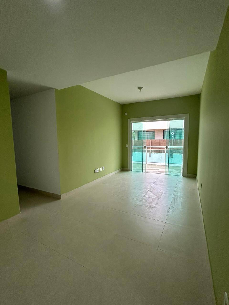 Apartamento à venda com 2 quartos, 100m² - Foto 2