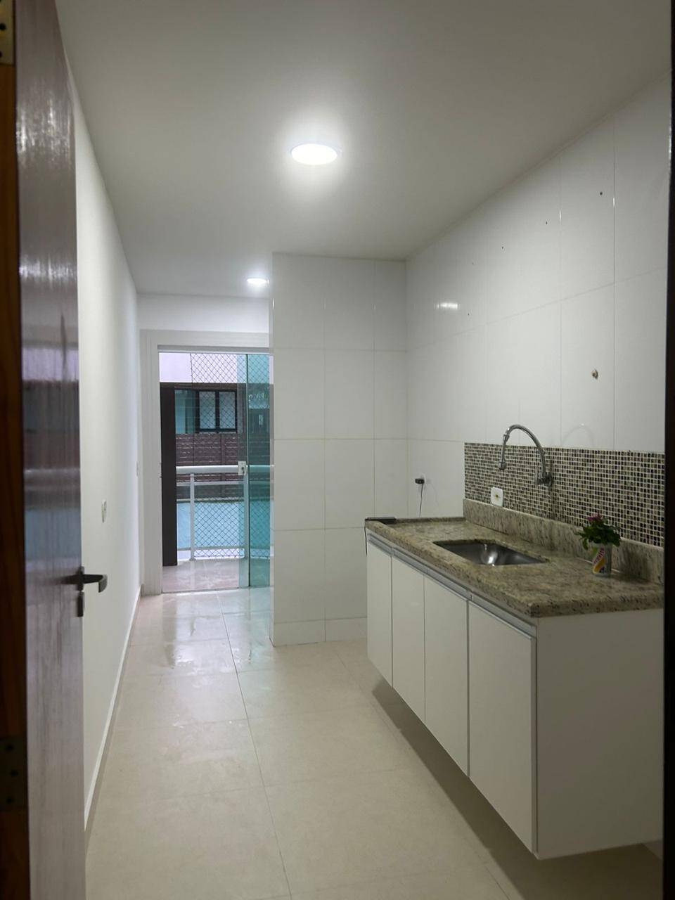 Apartamento à venda com 2 quartos, 100m² - Foto 11