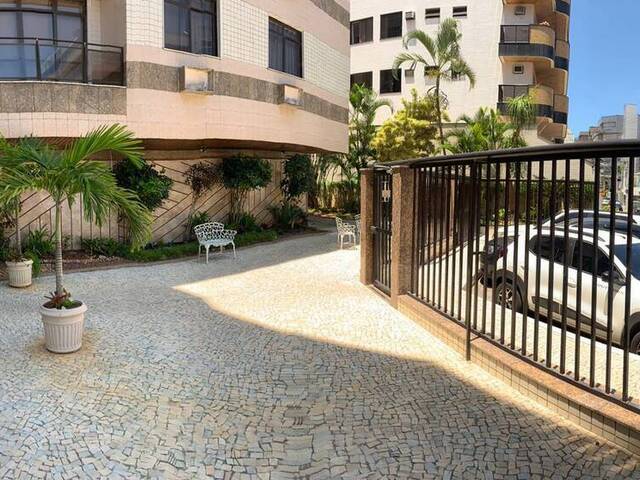 Apartamento para Venda em Cabo Frio - 3