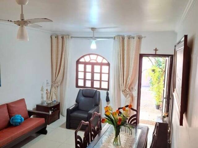Casa em condomínio para Venda em Cabo Frio - 4