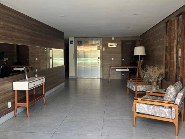 Apartamento para Venda em Cabo Frio - 3