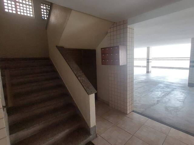 Apartamento para Venda em Cabo Frio - 4
